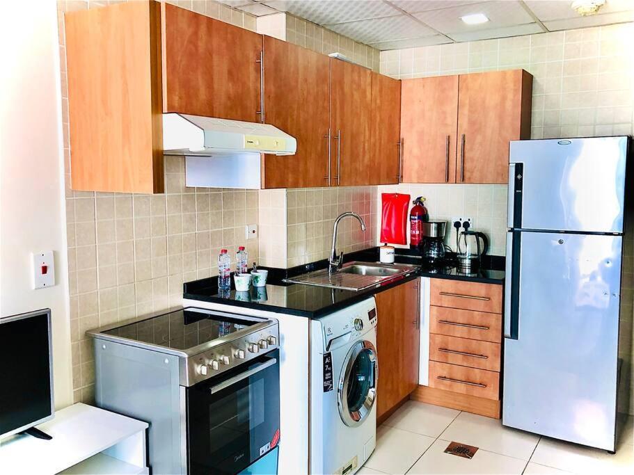 Panoramic Sea Views Studio Apartment - Marina Дубай Екстериор снимка